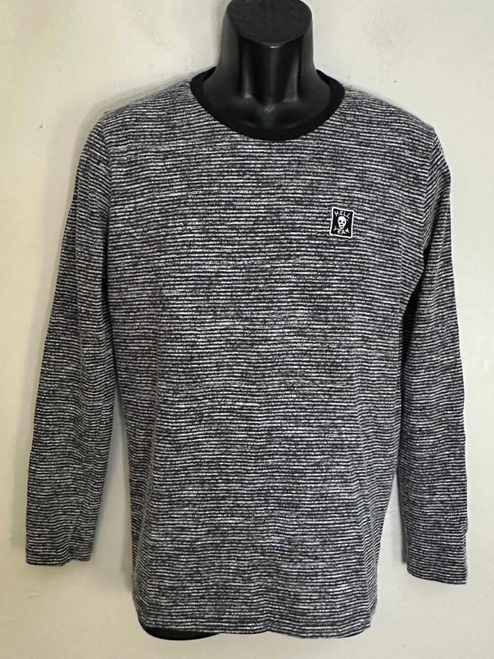 Cuidado con el Perro Long Sleeve T Shirt Medium Gently worn Cotton blend